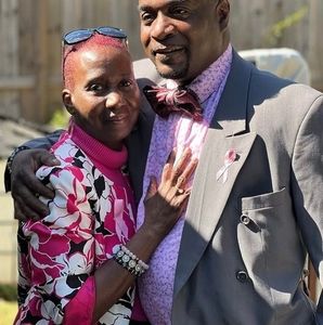 Meet your Posher, Gregory